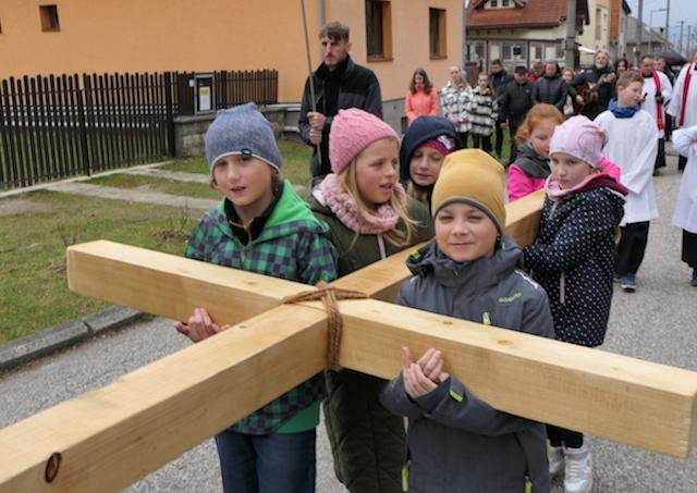 Klastor pod Znievom, krizova cesta