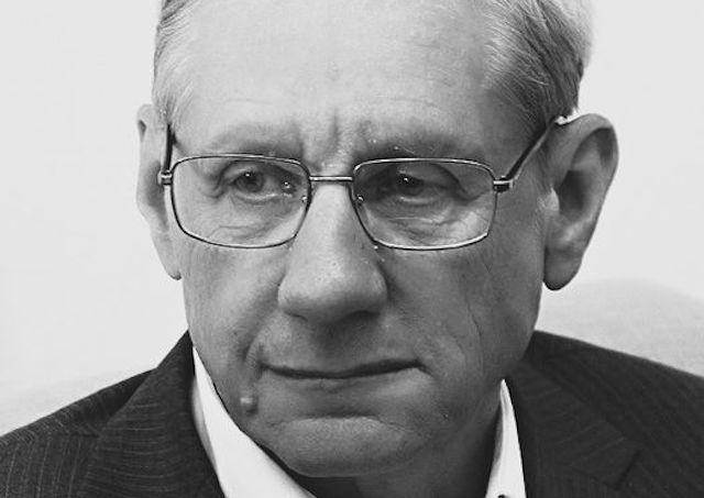 Zomrel bývalý veľvyslanec Slovenskej republiky vo Vatikáne Jozef Dravecký