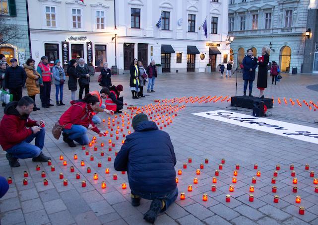 Bratislava, charita, vojna, svieky