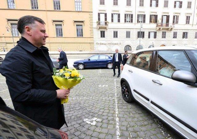 Rm, Bazilika Santa Maria Maggiore, odovzdanie, kvetiny, Frantiek