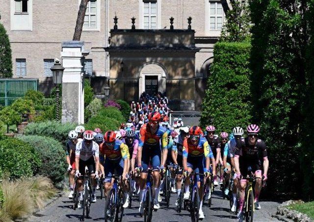 Vatikn, Giro, cyklisti