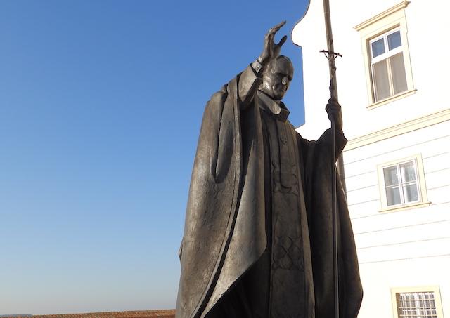 Nitra, Jn Pavol 2