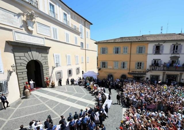 Castel Gandolfo, Lev XVI., Anjel Pna