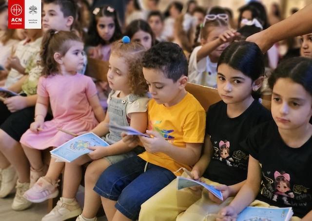 Milion deti sa modli ruzenec, iniciativa